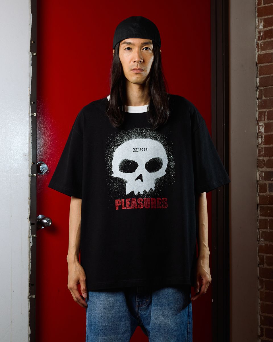 Pleasures X Zero Single Skull Heavyweight Black S/s Shirt