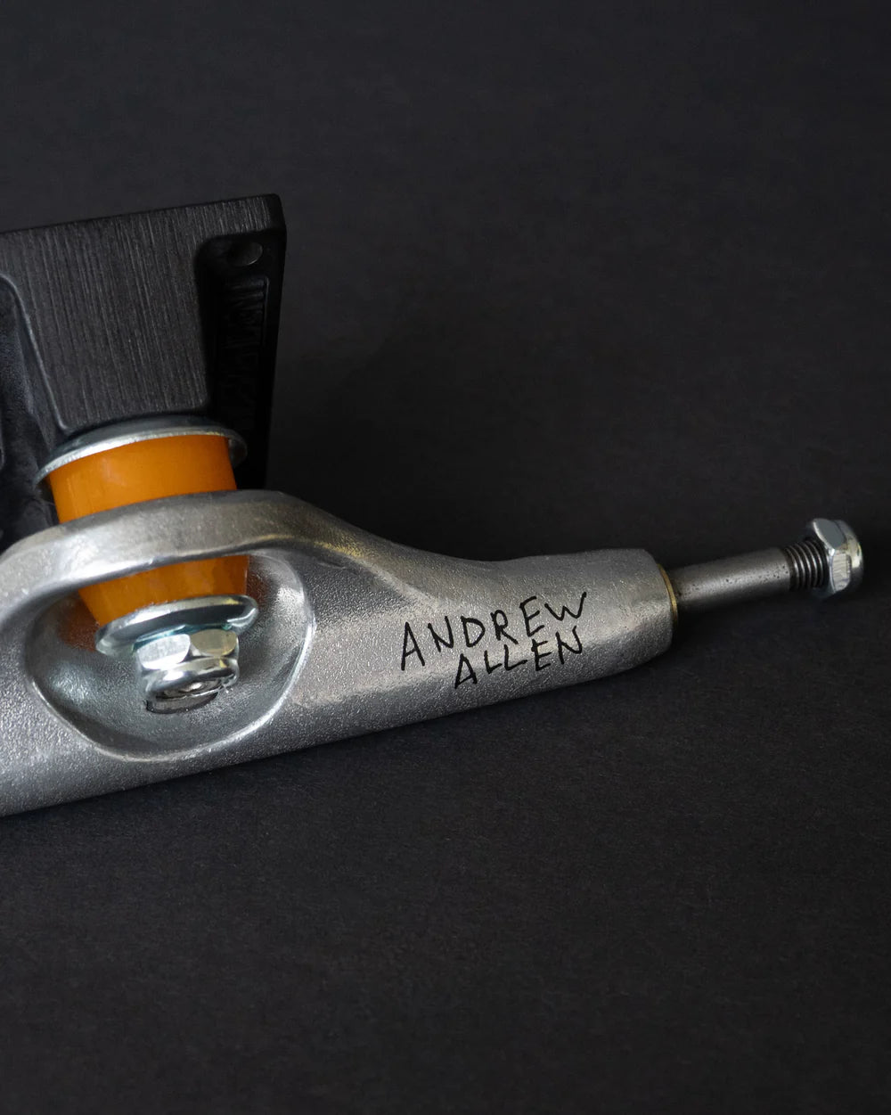 Independent Stage 11 Hollow Andrew Allen Pro Silver Black Trucks
