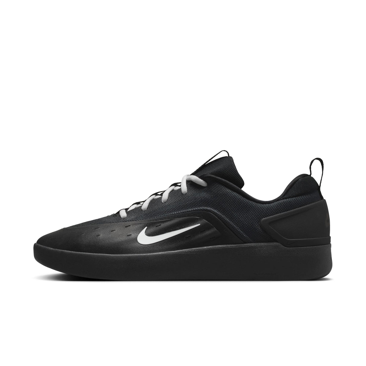 Nike SB Zoom Nyjah 4 Black/White Shoes