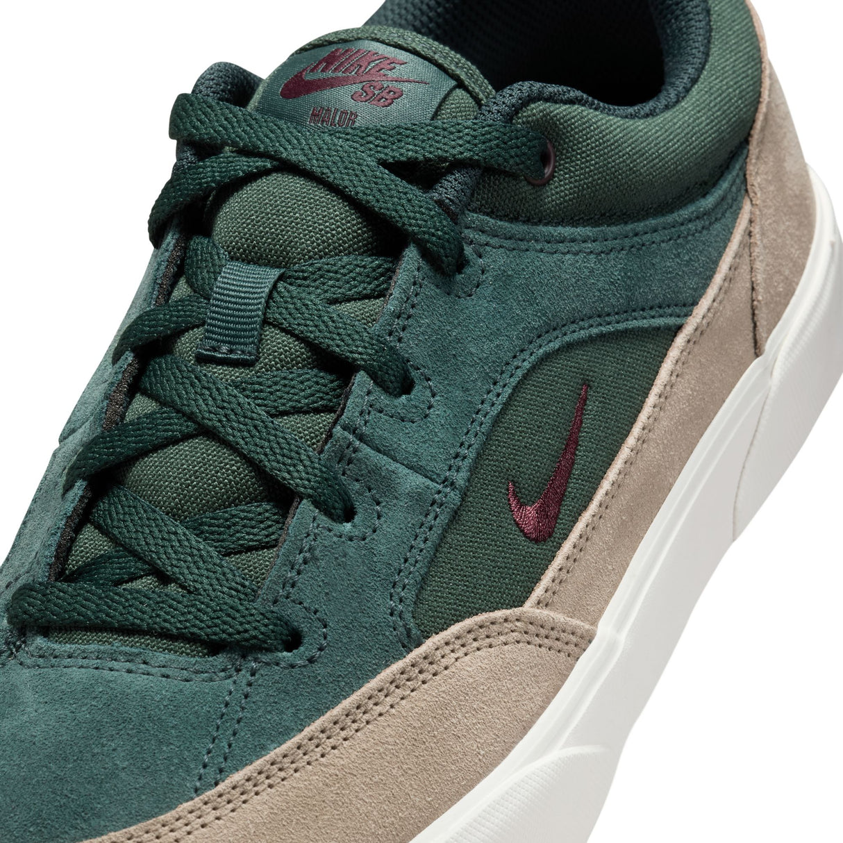 Nike SB Malor Seaweed/Burgundy Crush/Khaki/Phantom Shoes
