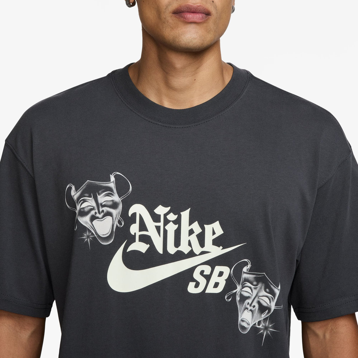 Nike SB Max 90 Hayley Anthracite S/s Shirt