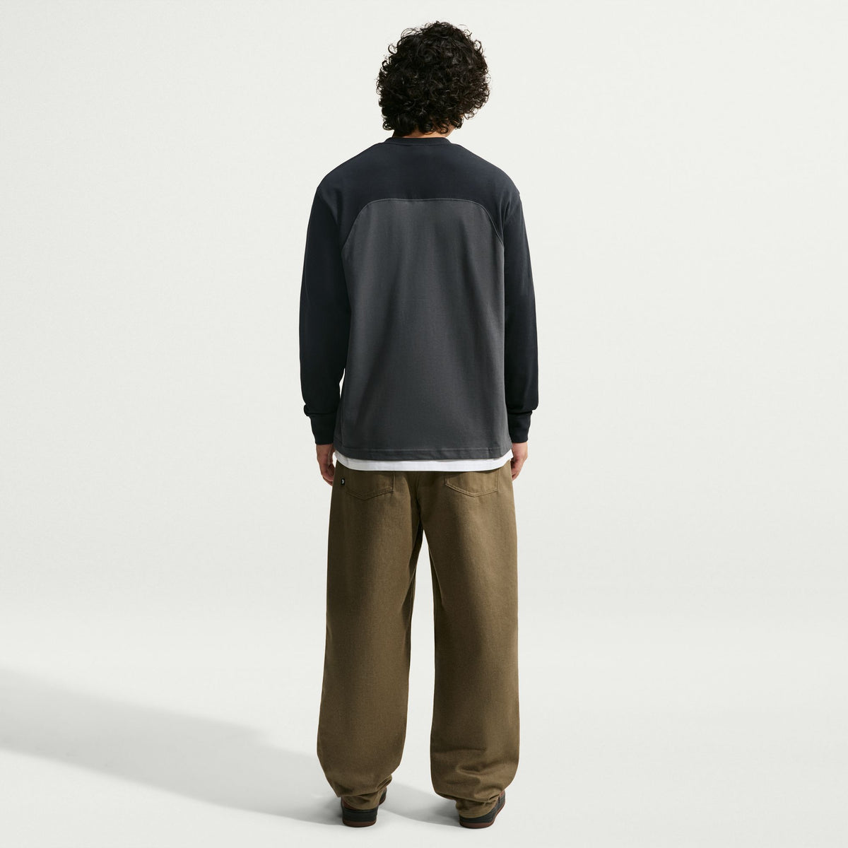 Nike Sb Airmail Anthracite Black White L/s Shirt