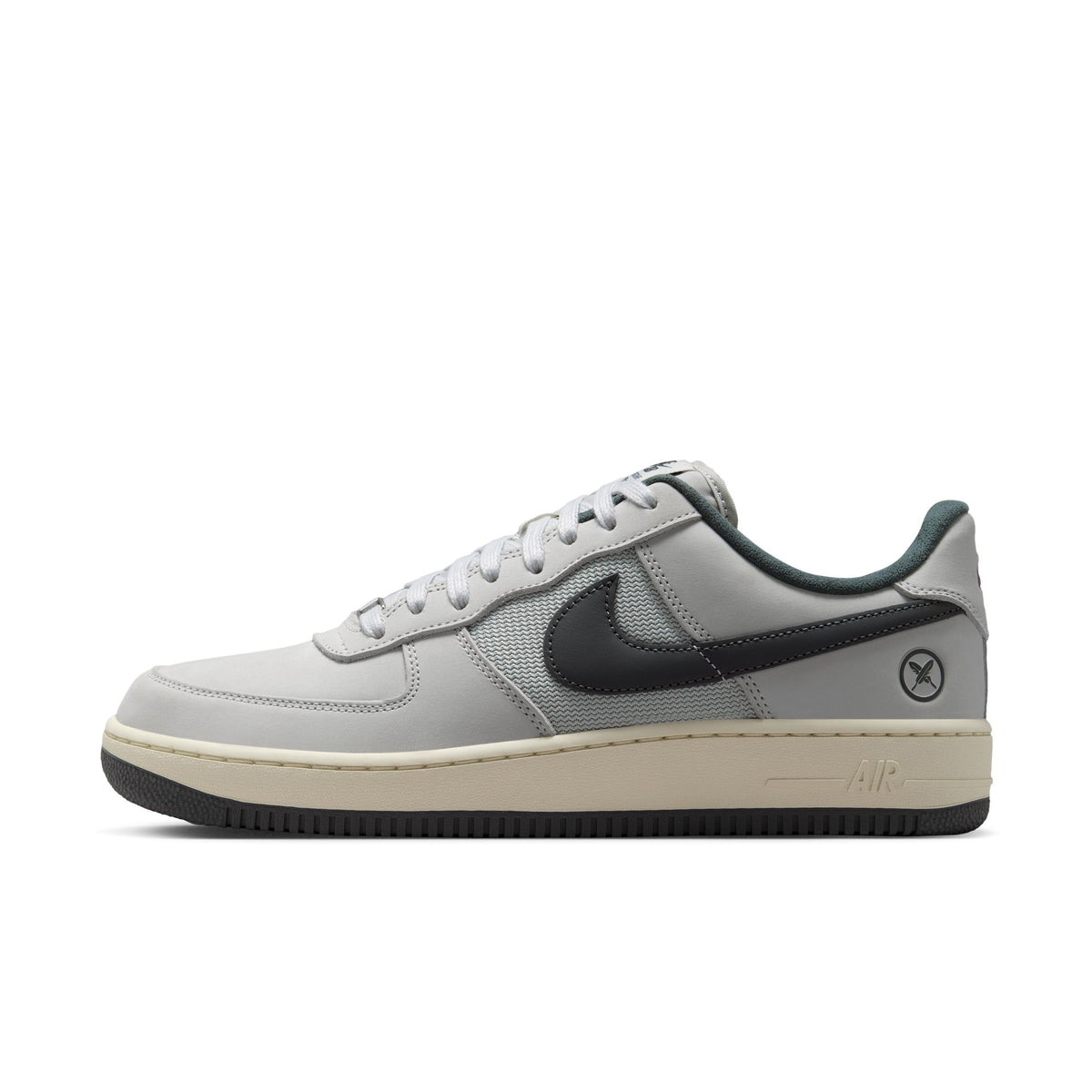 Nike SB Air Force 1 x Yuto White/Iron Grey/Coconut Milk Shoes (IO8439-100)