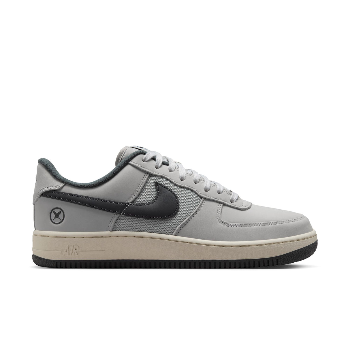 Nike SB Air Force 1 x Yuto White/Iron Grey/Coconut Milk Shoes (IO8439-100)