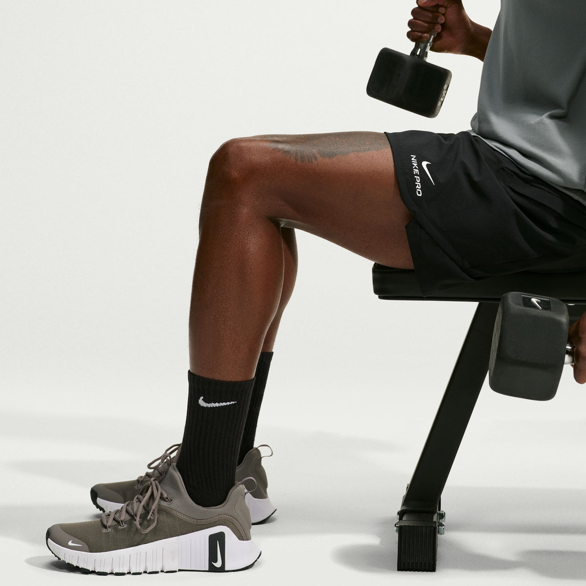 Nike Everyday Plus Cushioned Black/White 6 Pack Crew Socks