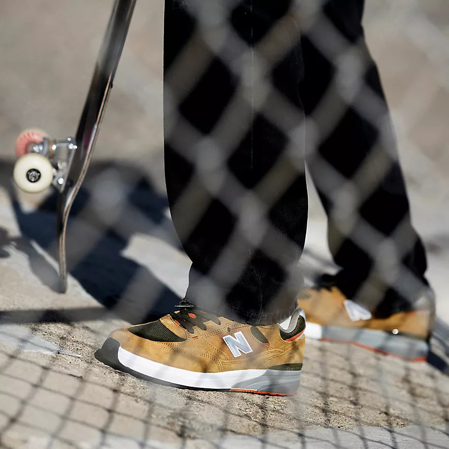 New Balance Numeric 933 WIDE Andrew Reynolds Brown Shoes