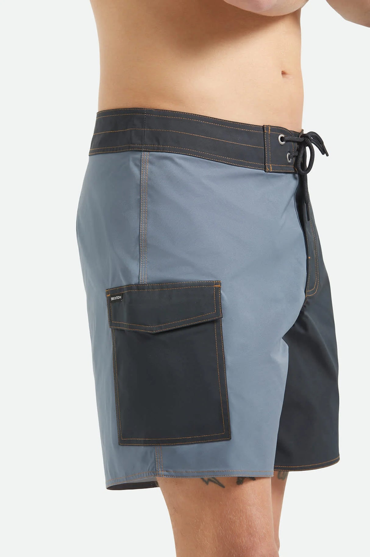 Brixton Classic Black Future Grey 17" Trunk