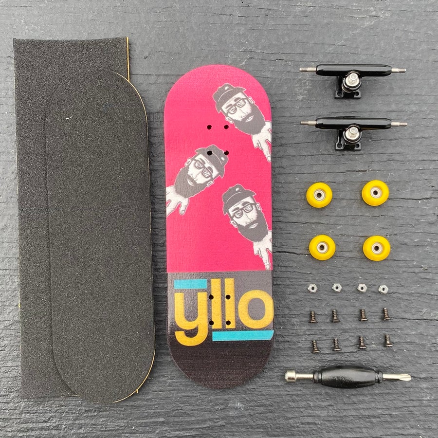 YLLO WhytMyk Collab Finger Board Complete Set