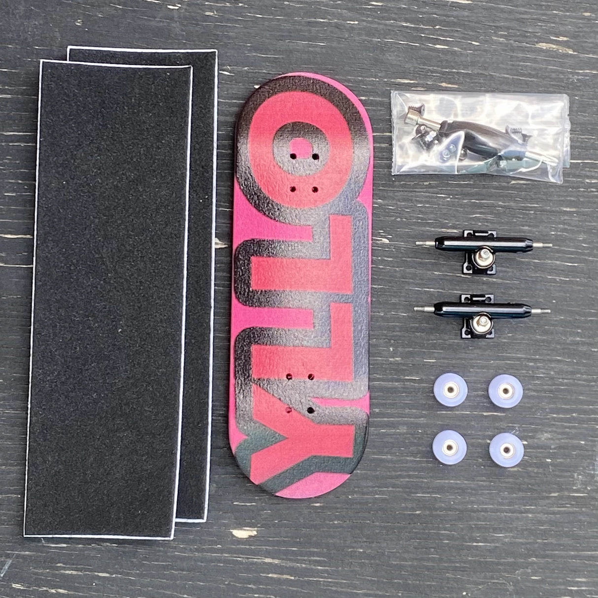 YLLO Big Hot Pink Finger Board Complete Set