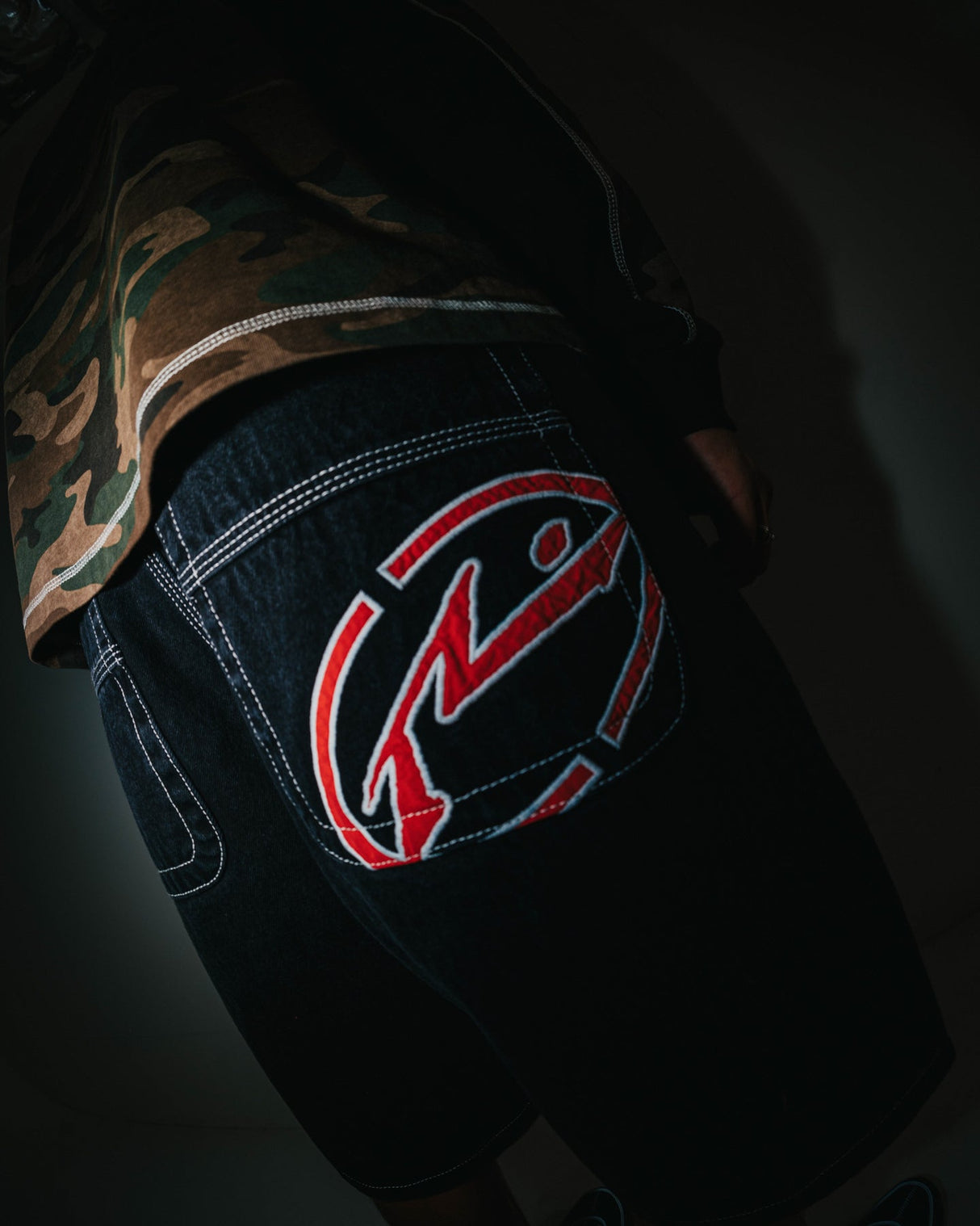 Rusty Turbo Baggy Black Out Denim Jeans