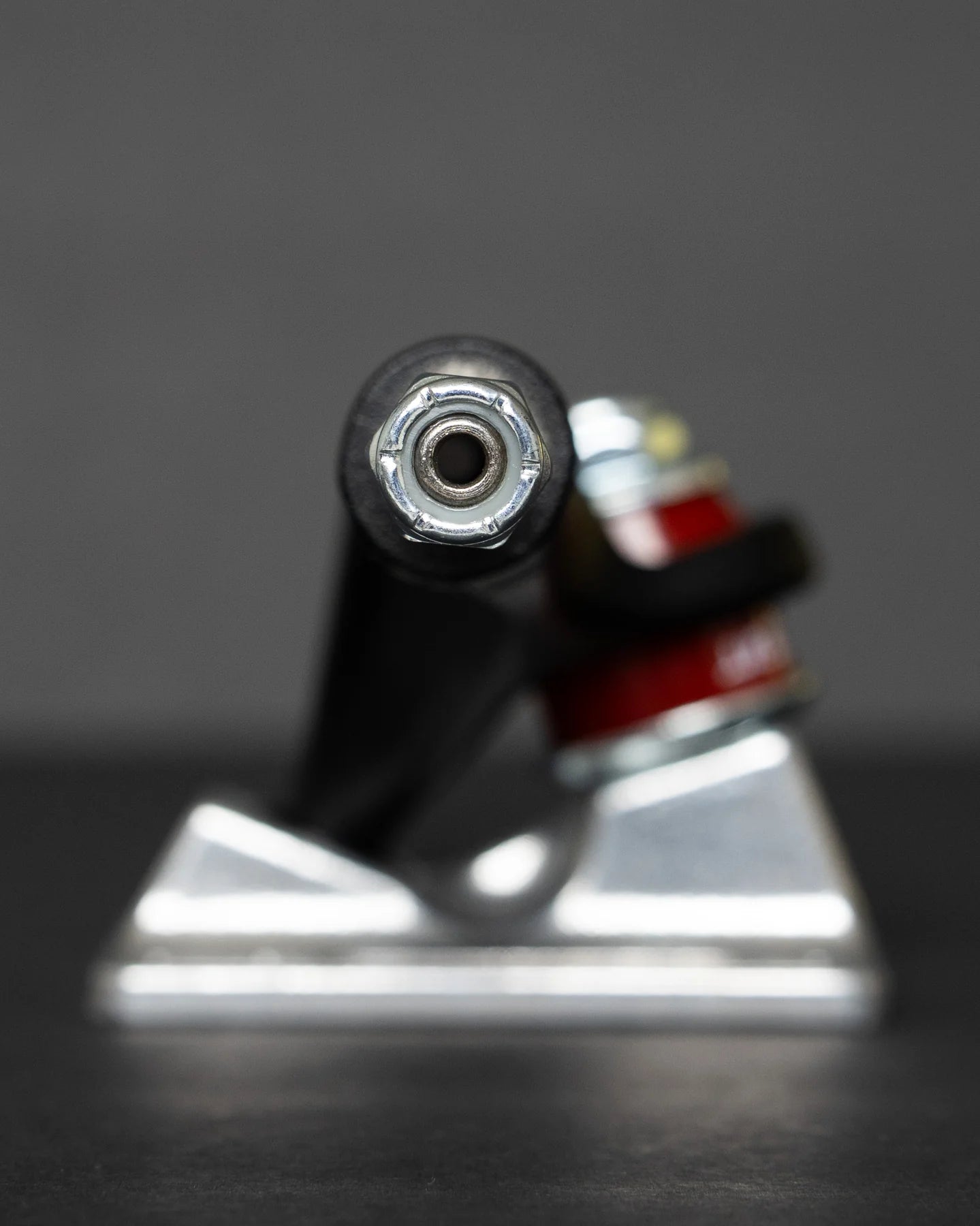 Independent Stage 4 Hollow Eric Dressen Pro Black Silver Trucks