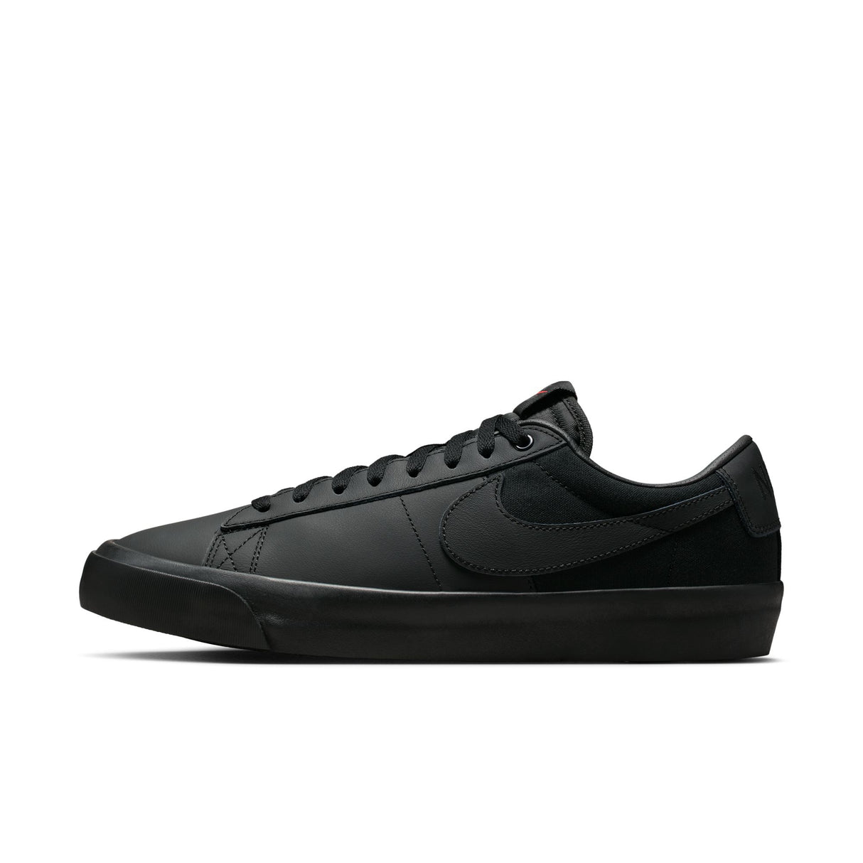 Nike SB Zoom Blazer Low Pro GT ISO Black/Black Shoes