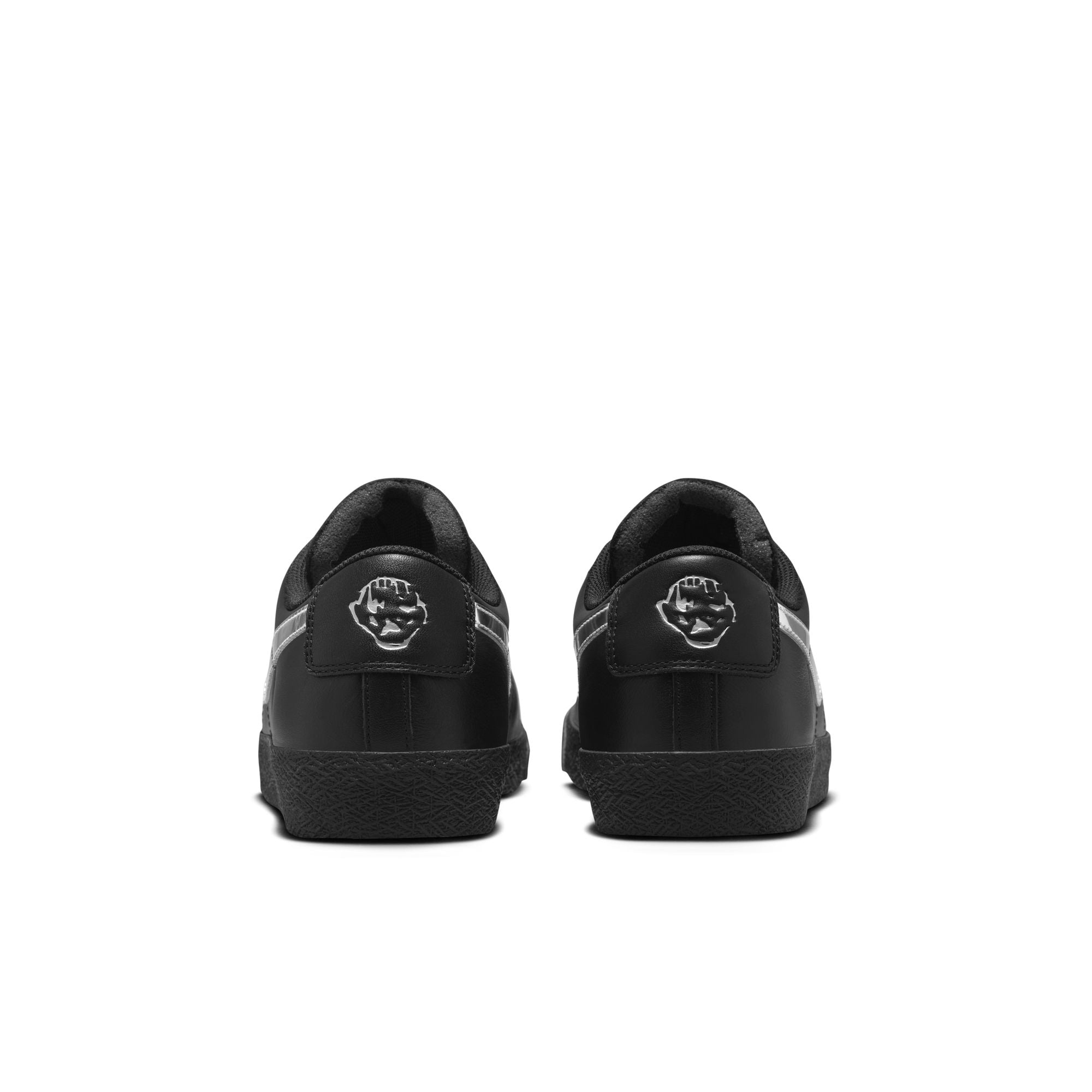 Nike SB Zoom Blazer Low X Dancer Skateboards Black/Metallic Silver