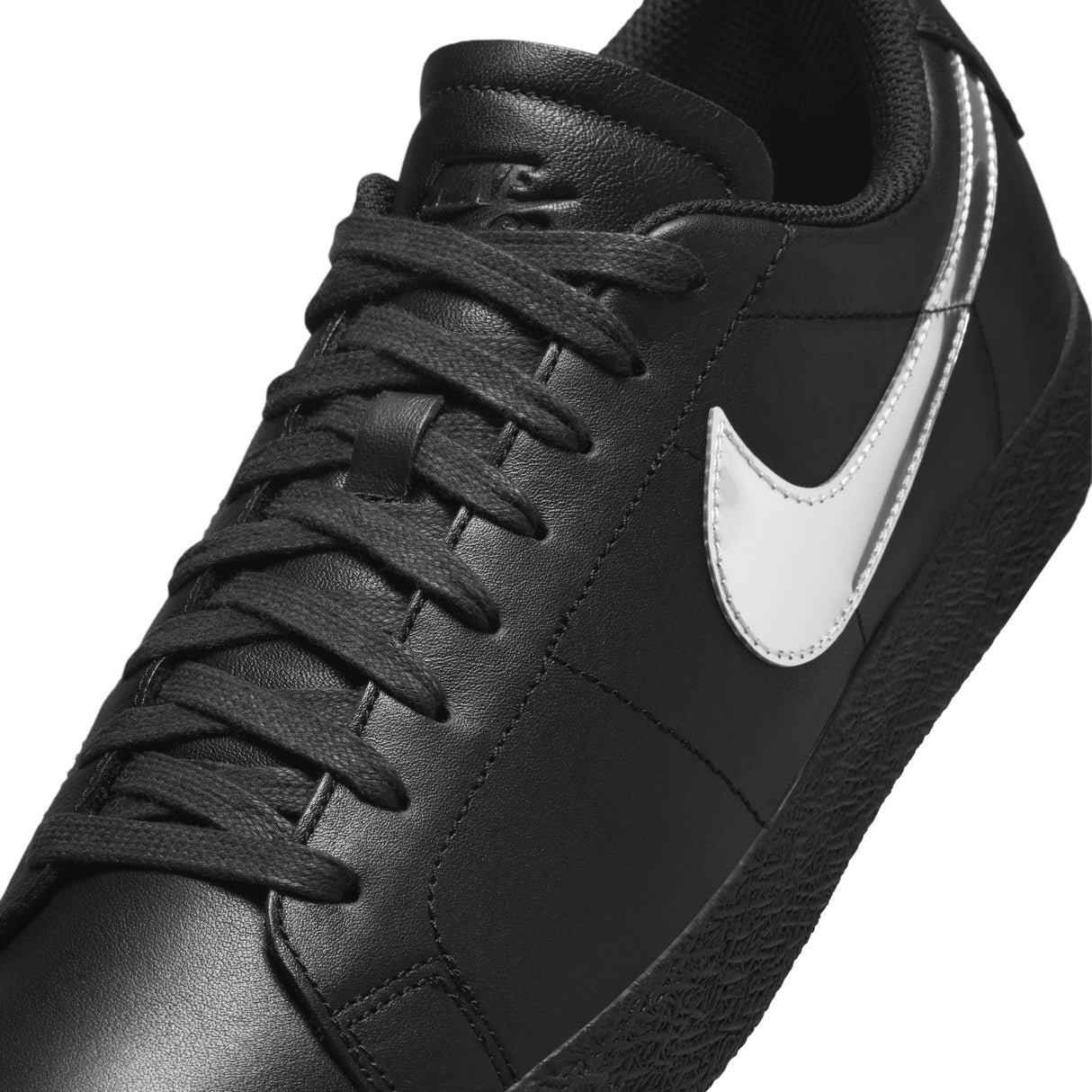 Nike SB Zoom Blazer Low X Dancer Skateboards Black/Metallic Silver Shoes