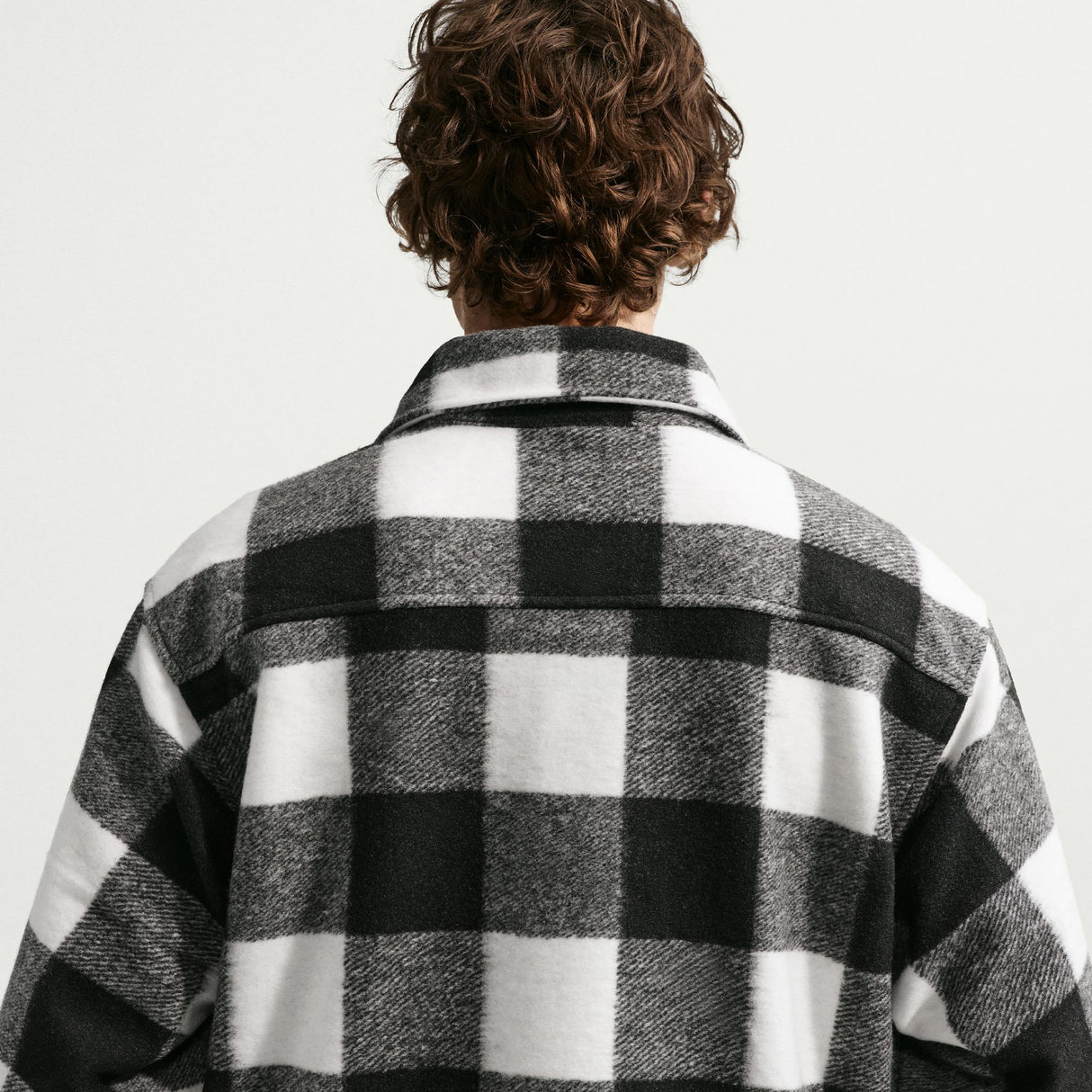 Nike SB Essential White/Black Skate Shirt Jacket