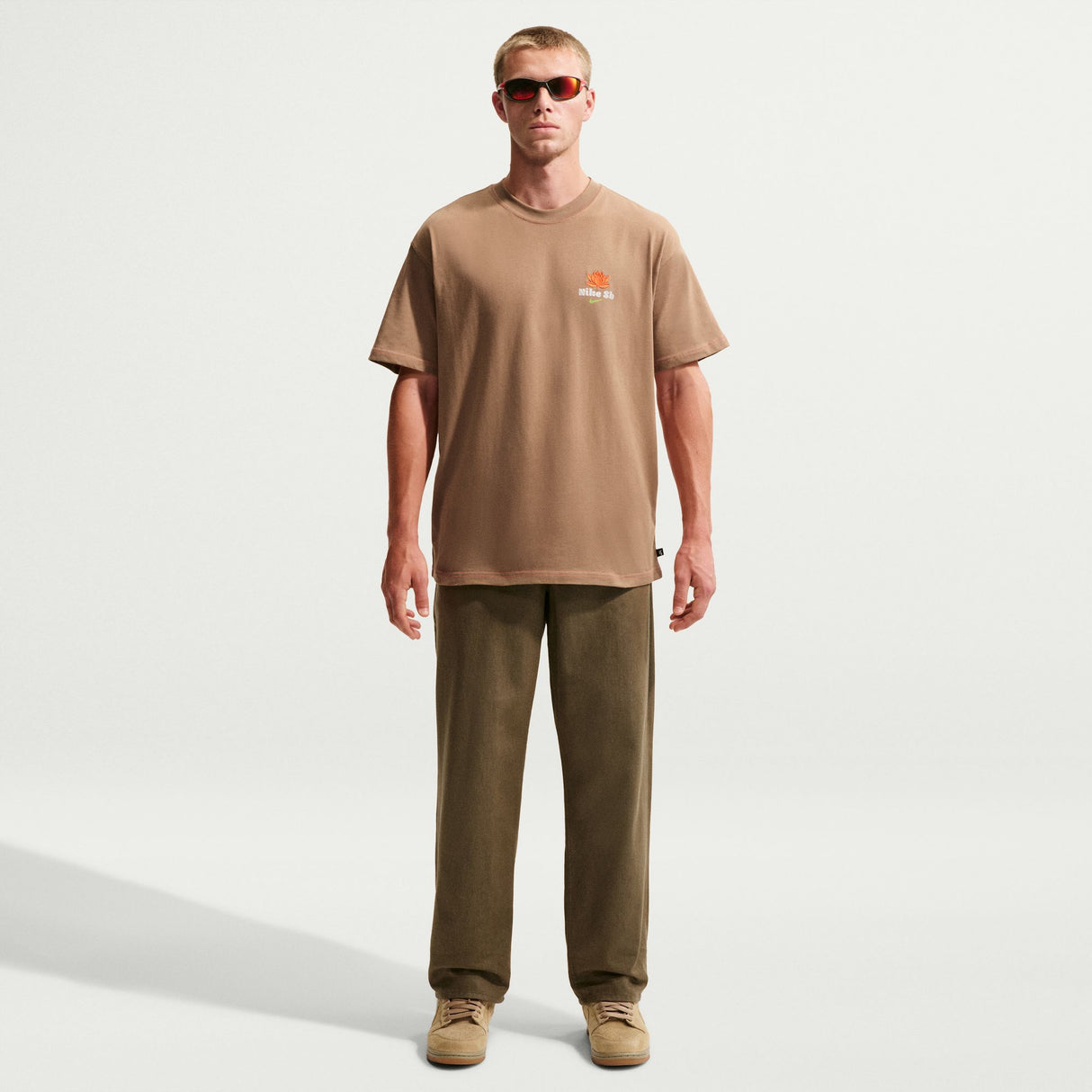 Nike SB Som Tum Dark Driftwood S/s Shirt
