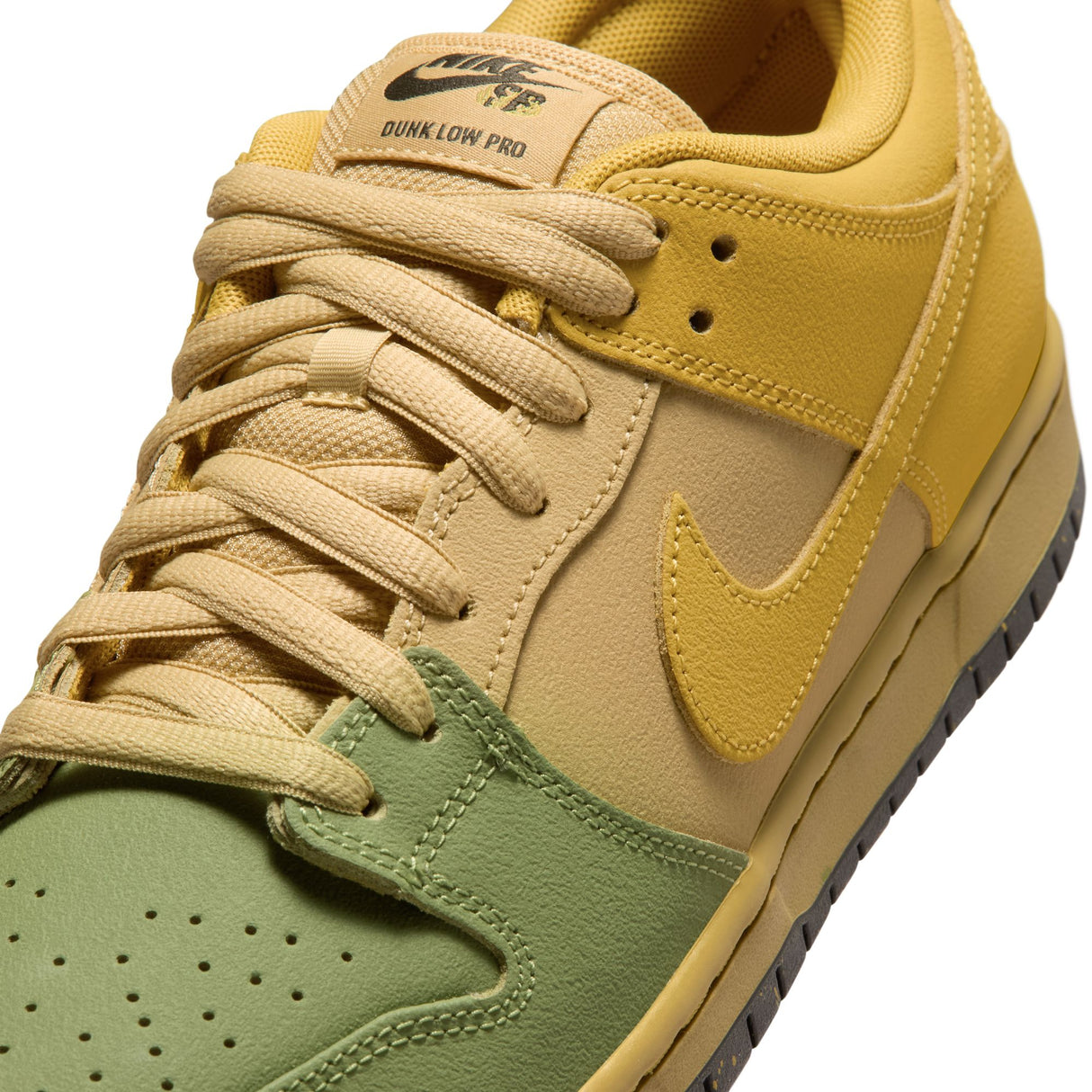Nike SB Dunk Low Pro Saffron Quartz/Saffron Quartz-Pear Shoes (Read Description)