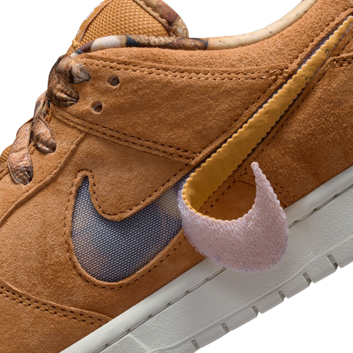 Nike SB Dunk Low Note Flax / Honeycomb Shoes (Read Description)