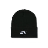 Nike Peak Black/White Beanie