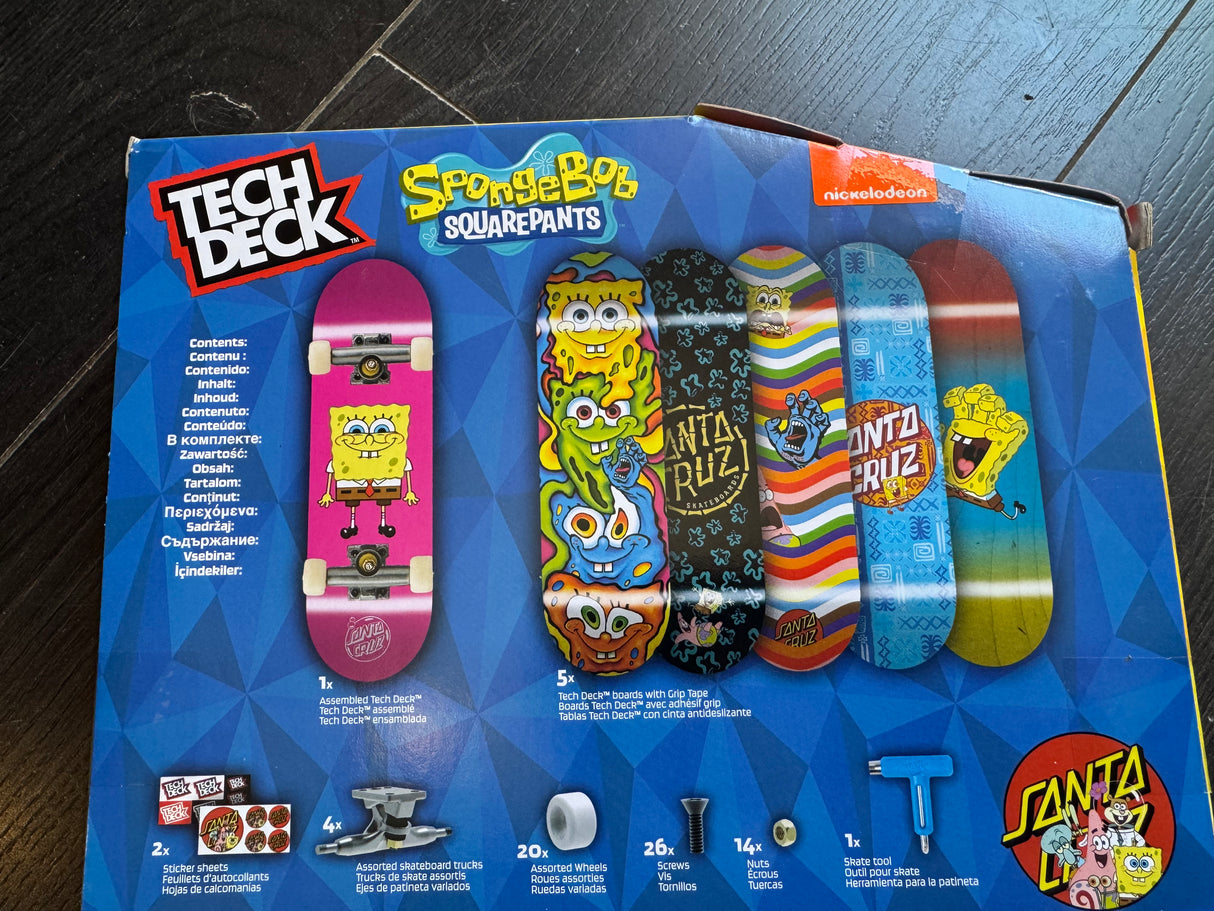 Tech Deck Santa Cruz x SpongeBob Sk8shop Bonus Pack Fingerboards