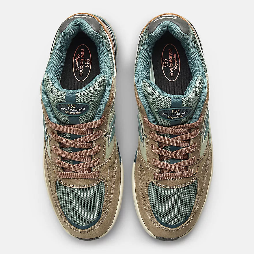 New Balance Numeric 933 WIDE Andrew Reynolds Tan Teal Shoes