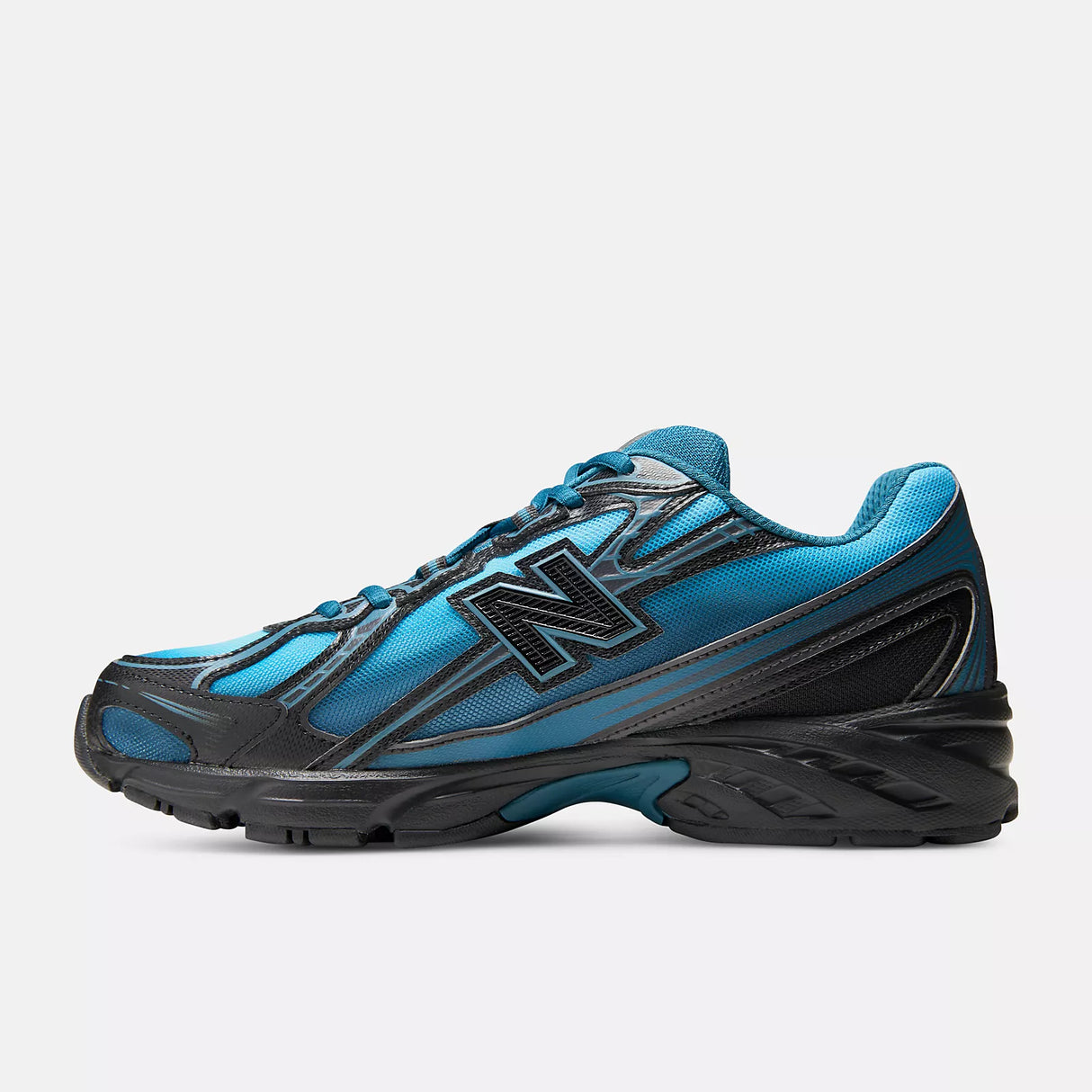 New Balance 740 Streamsong / Black Shoes (U7402CJ)
