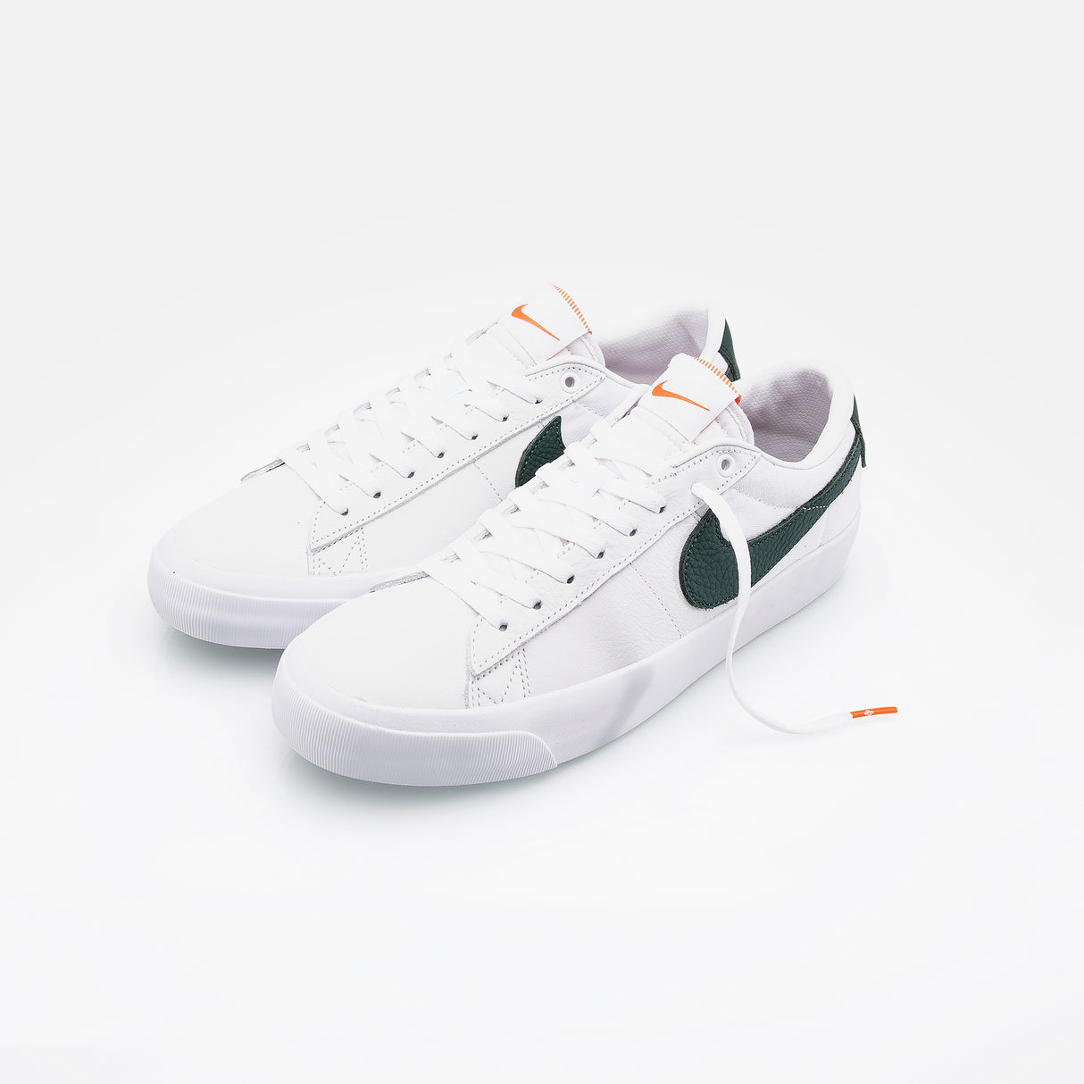 nerveus worden plug leerboek Nike SB Blazer Low Pro GT ISO White/Pro Green Shoes – Long Beach Skate Co