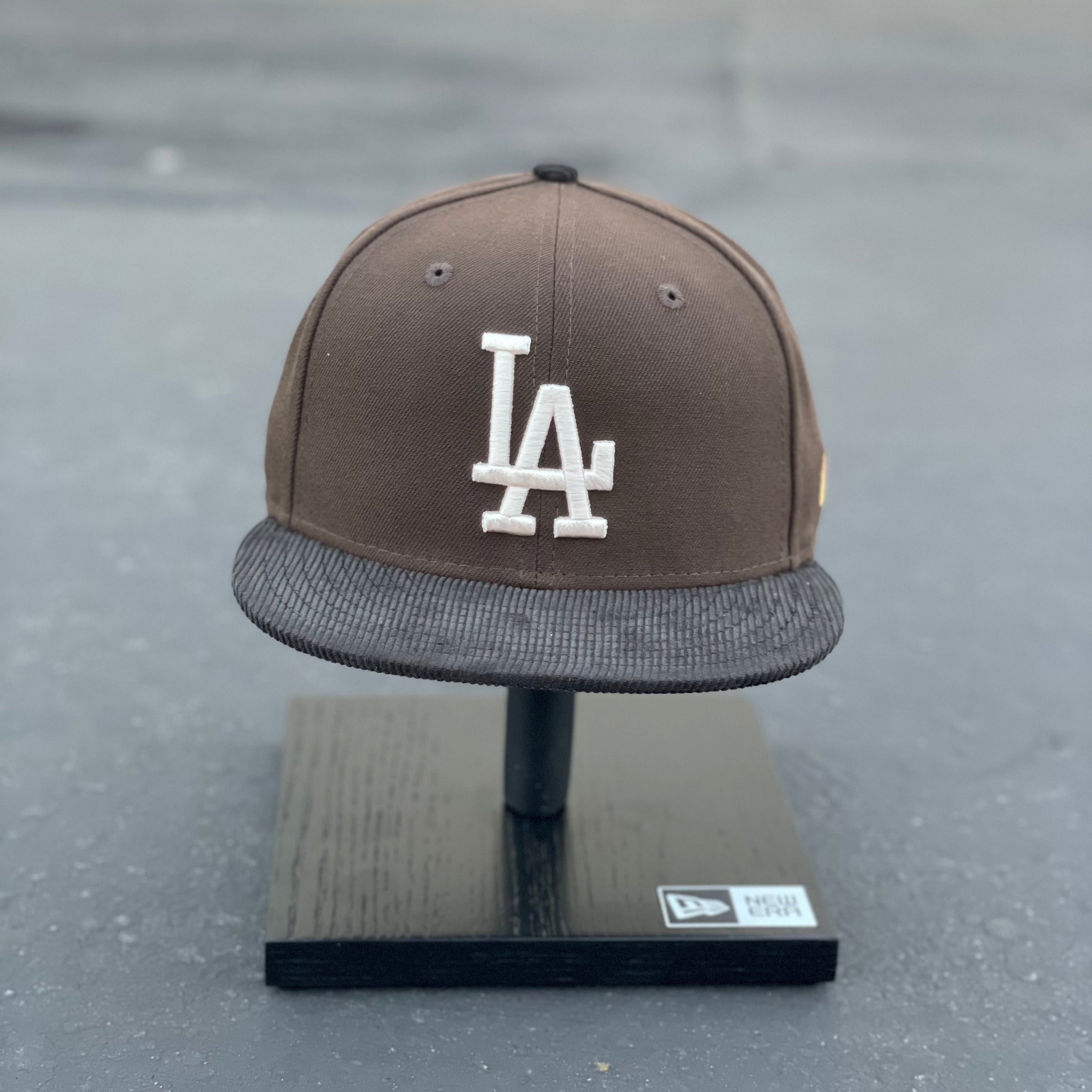 New Era LB Skate Exclusive Custom Los Angeles Dodgers 9Fifty Chrome –  Long Beach Skate Co